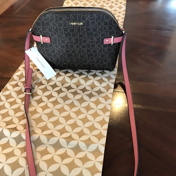 Calvin Klein crossbody NWT - $65